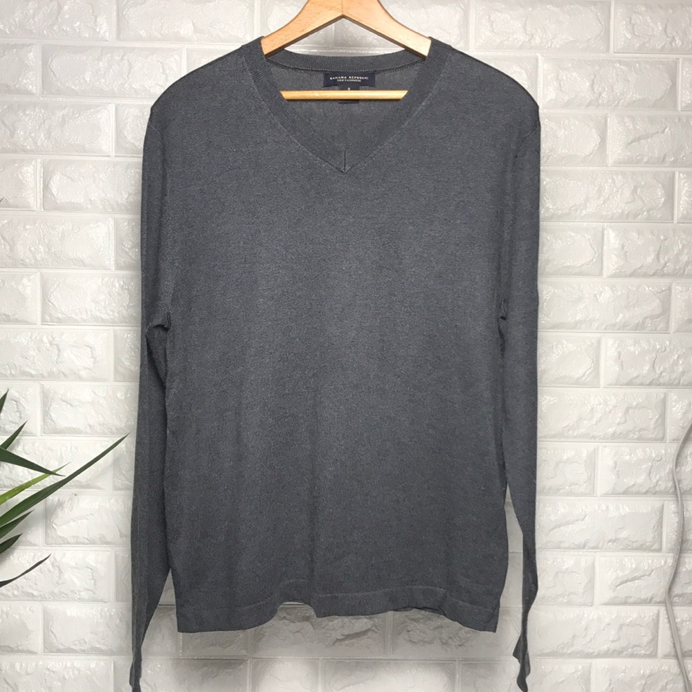 Banana Republic silk cashmere v-neck sweater.